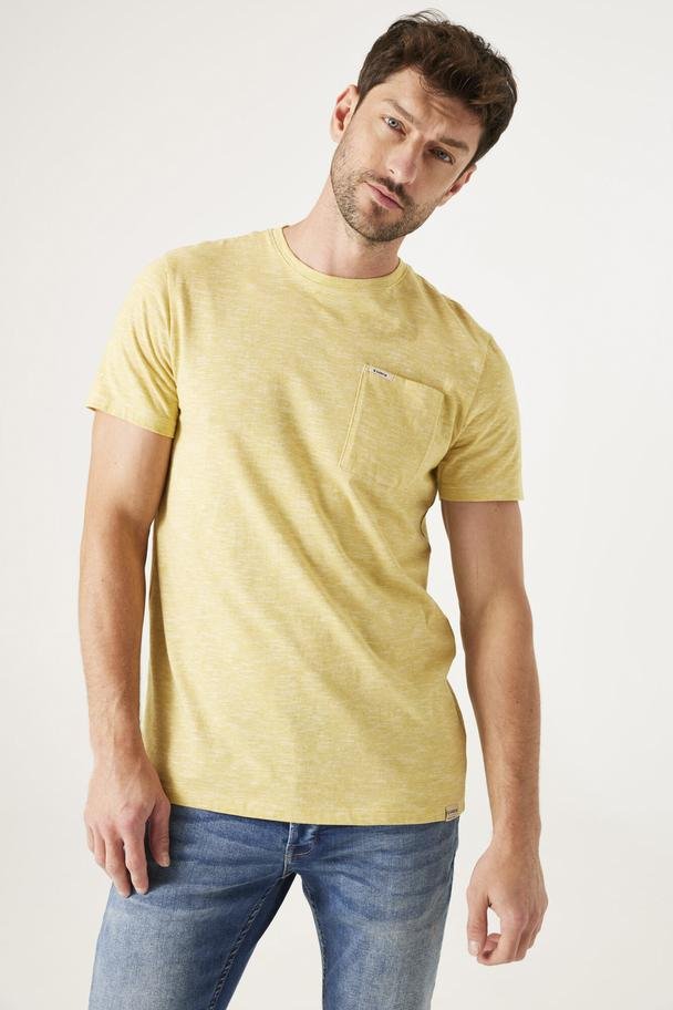 T-Shirt Geel